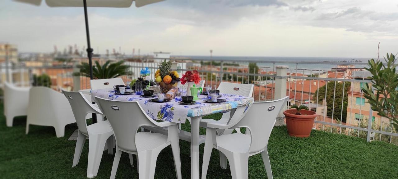 La Terrazza Falconara Marittima Exterior foto