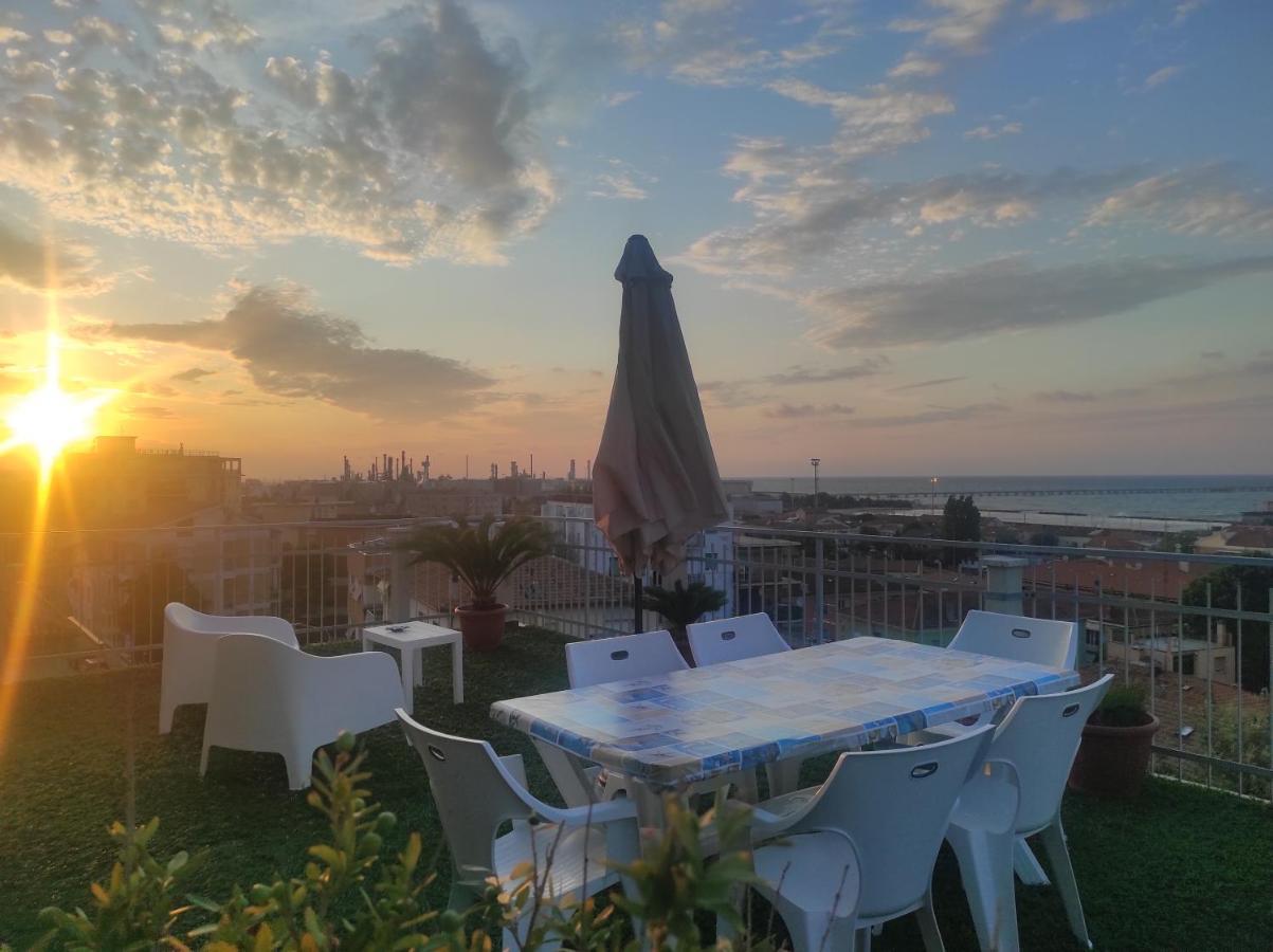 La Terrazza Falconara Marittima Exterior foto